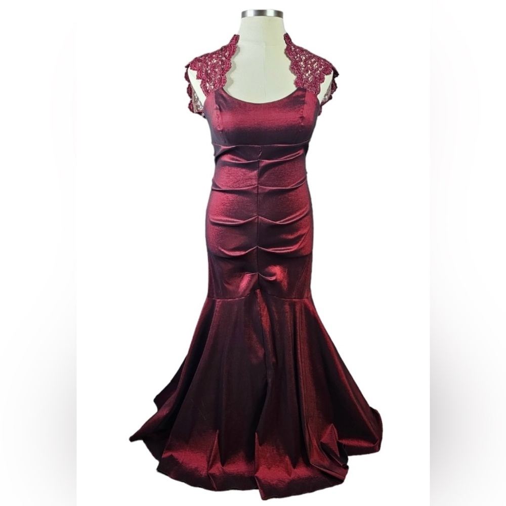 Xscape Garnet Formal Mermaid Dress with Queen Ann Neckline-Like New-True to Size - Picture 2 of 10